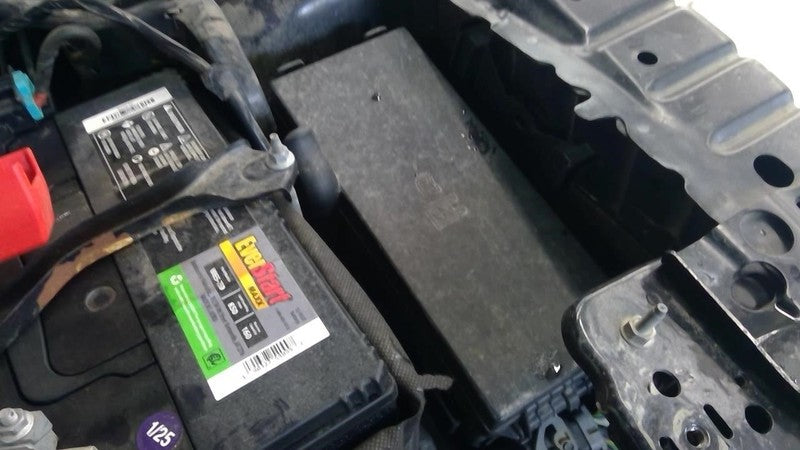 Fuse Box Engine HID Headlamps Fits 17-19 FLEX 1734620