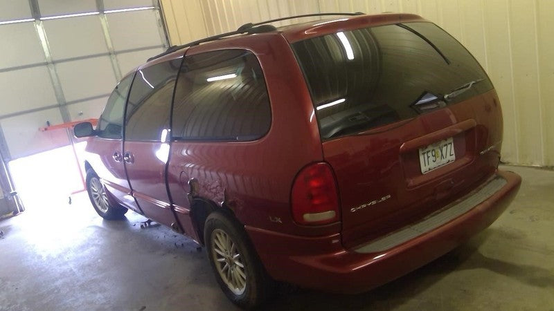 Starter Motor Pin-narrow Type Connector Fits 99-03 CARAVAN 1886870