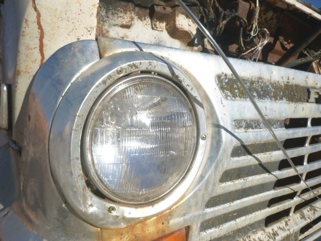 E300      1969 Headlight 1732503
