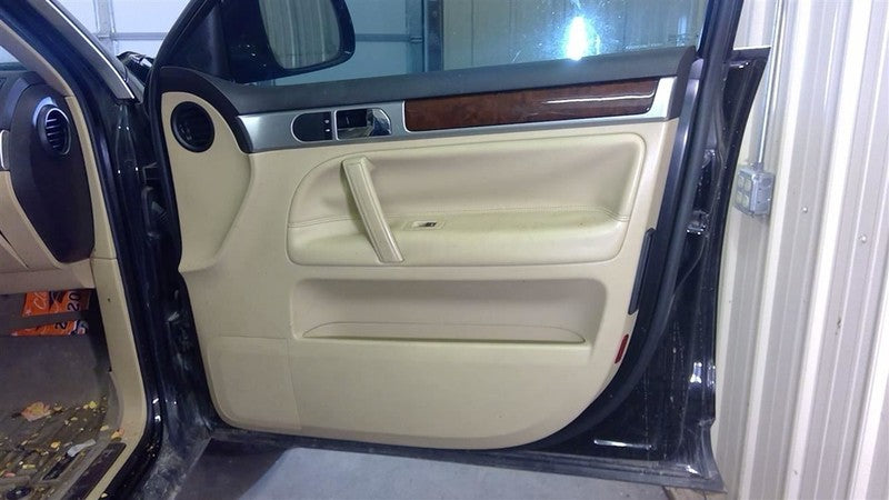 Volkswagen Touareg 2010 Headrest Used 8790