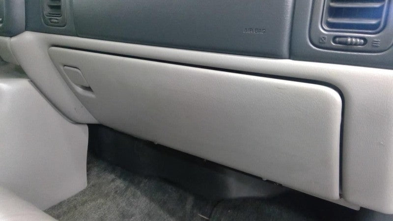 SUBURBN15 2001 Glove Box 1876113