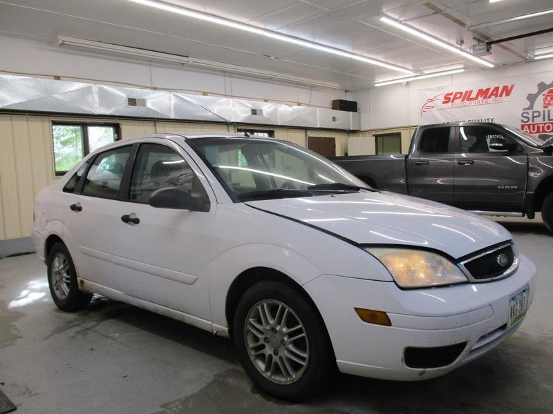 Grille Upper Chrome Trim Surround Fits 05-07 FOCUS 2044151