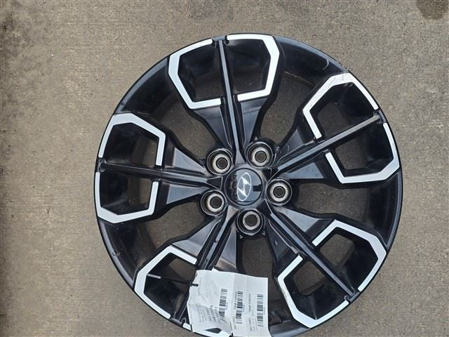 Wheel 18x7-1/2 Fits 22-24 SANTA CRUZ 1945359