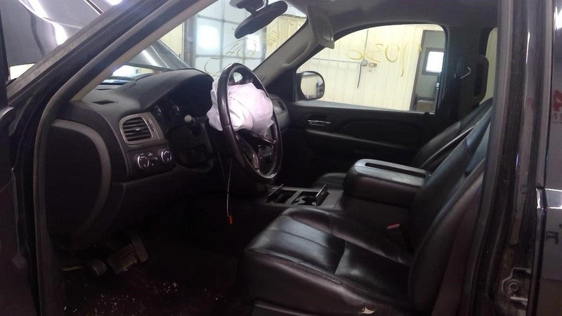 Passenger Right Sun Visor Illuminated Fits 07-14 ESCALADE 2002036
