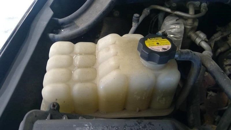 Coolant Reservoir Classic Style Fits 99-07 SIERRA 2500 PICKUP 1879168