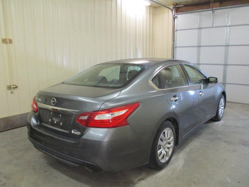 ALTIMA    2016 Owners Manual 2011591