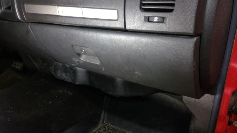 SIERRA150 2009 Glove Box 1940932
