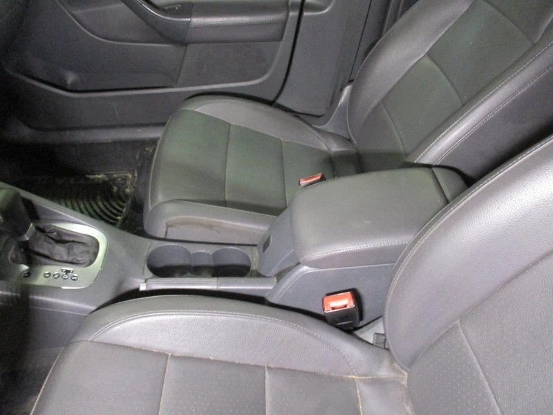 Console Front VIN J 8th Digit Sedan Floor Leather Fits 05-11 JETTA 185