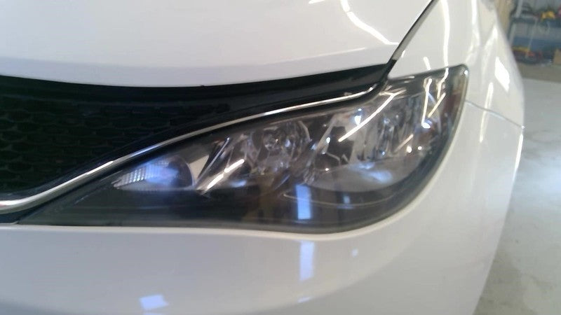Driver Headlight With Quad Halogen VIN G Fits 17-20 PACIFICA 1869101