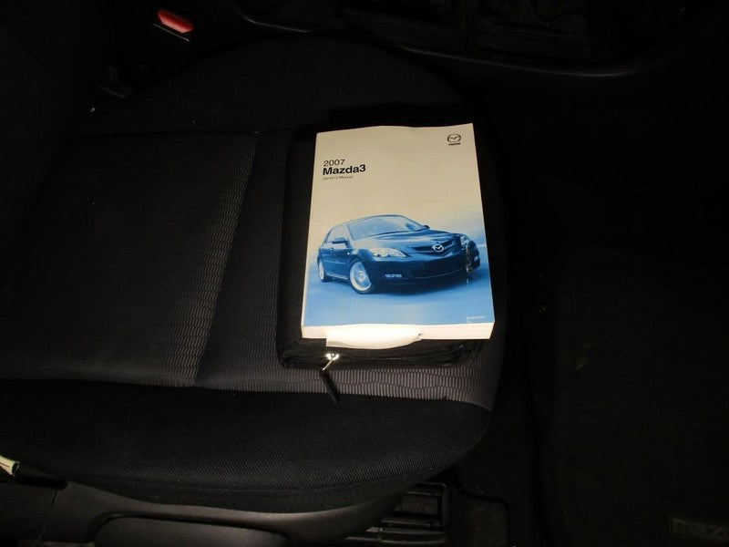 MAZDA 3   2007 Owners Manual 1992036