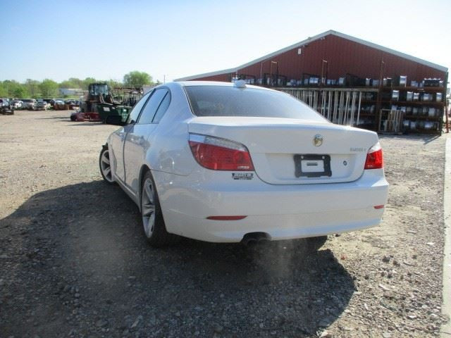Passenger Grille Upper Bumper Mounted Fits 06-10 BMW 550i 1563597
