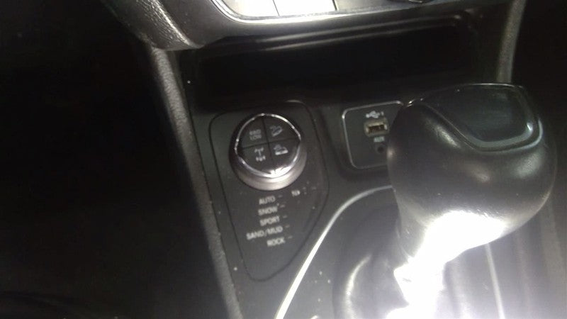CHEROKEE  2019 Dash/Interior/Seat Switch 1644877