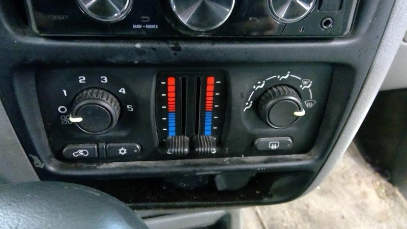Temperature Control Front Manual Opt CJ3 ID 10395426 Fits 03-09 ENVOY 
