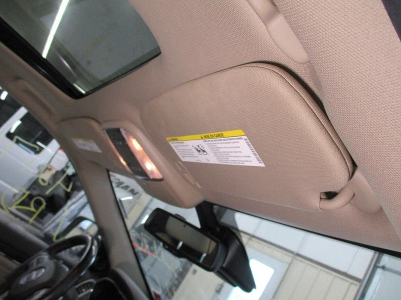 Passenger Sun Visor Wk Body VIN E Or F Fits 14-22 GRAND CHEROKEE 18510