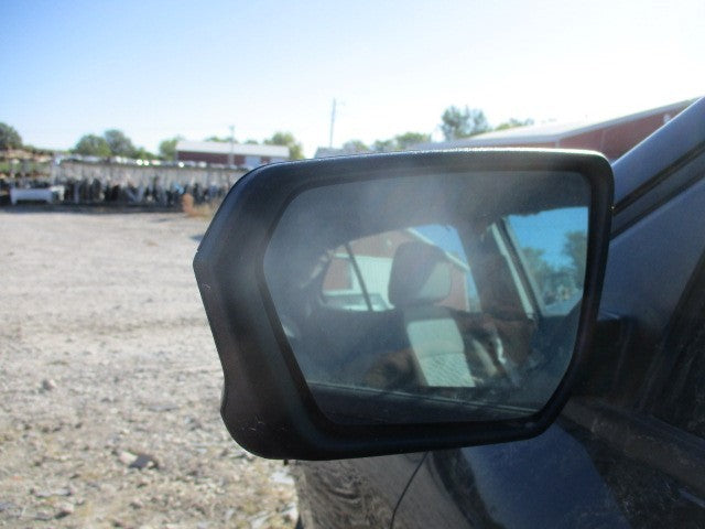 EQUINOX   2019 Glove Box 1521922