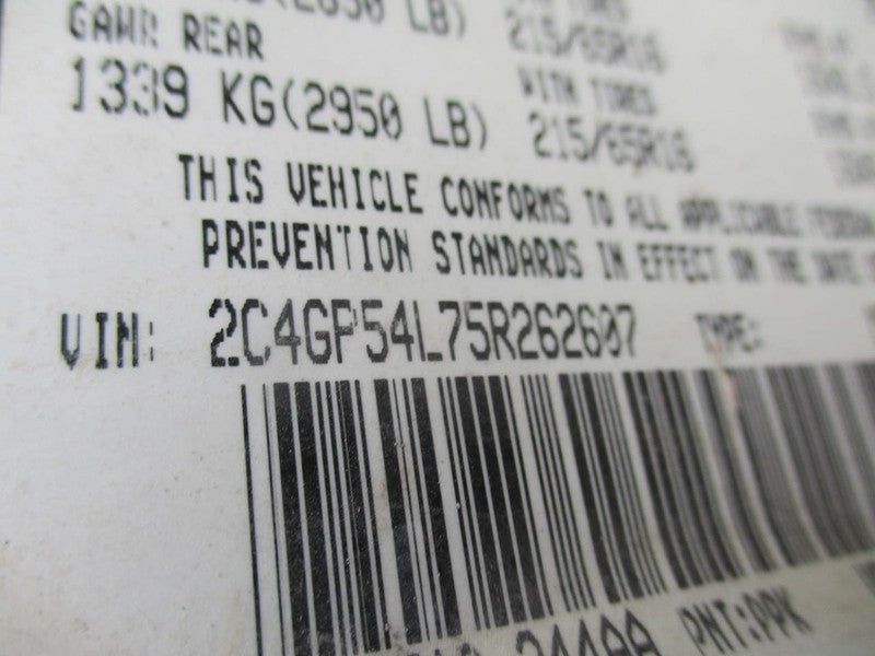 TOWN COUN 2005 Seat Belt Rear 1936131