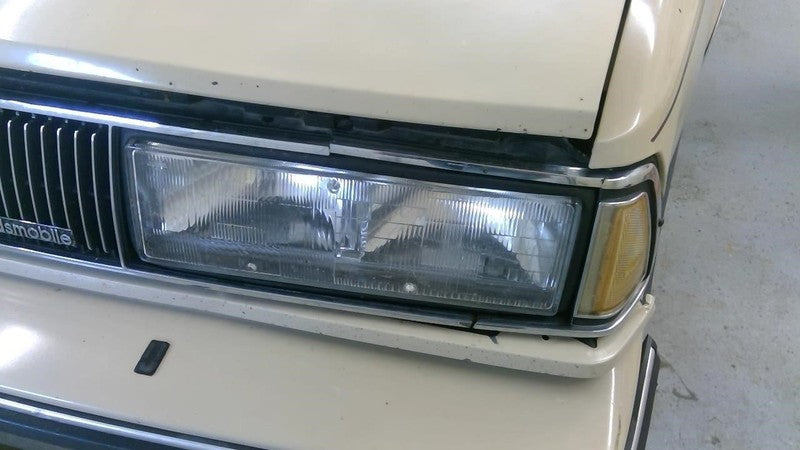 Driver Corner/Park Light Cornering Fits 86-91 EIGHTY EIGHT 1972635