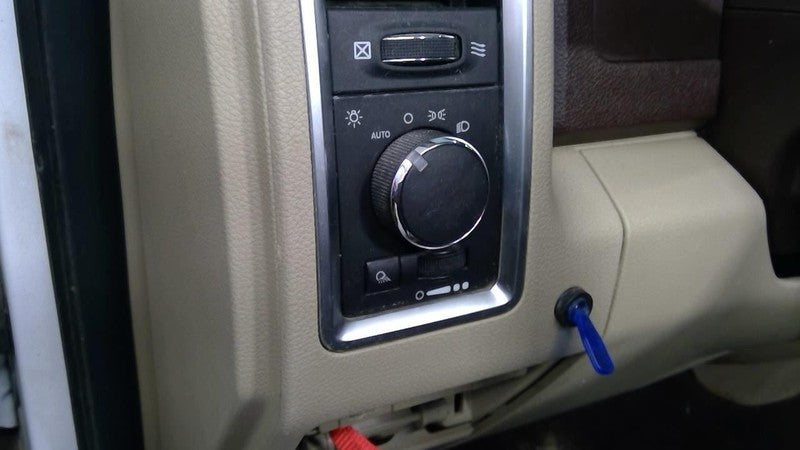 RAM1500   2014 Dash/Interior/Seat Switch 1918377