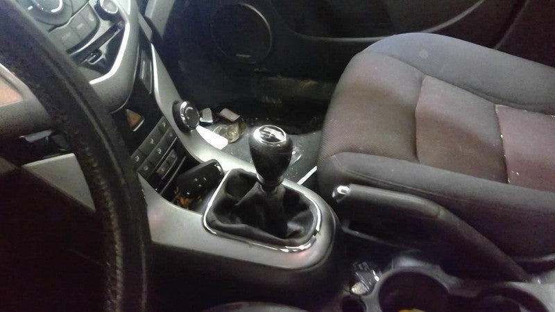 CRUZE     2012 Transmission Shift 1955453