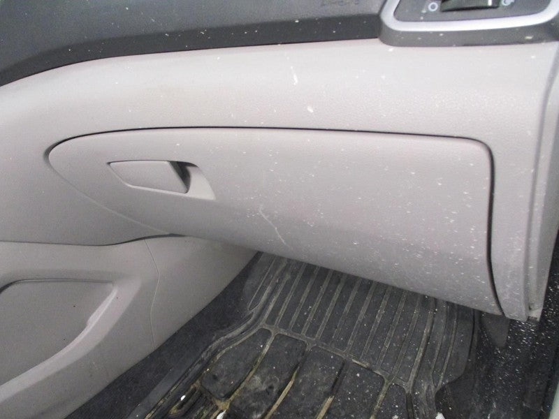 TUCSON    2018 Glove Box 1889422
