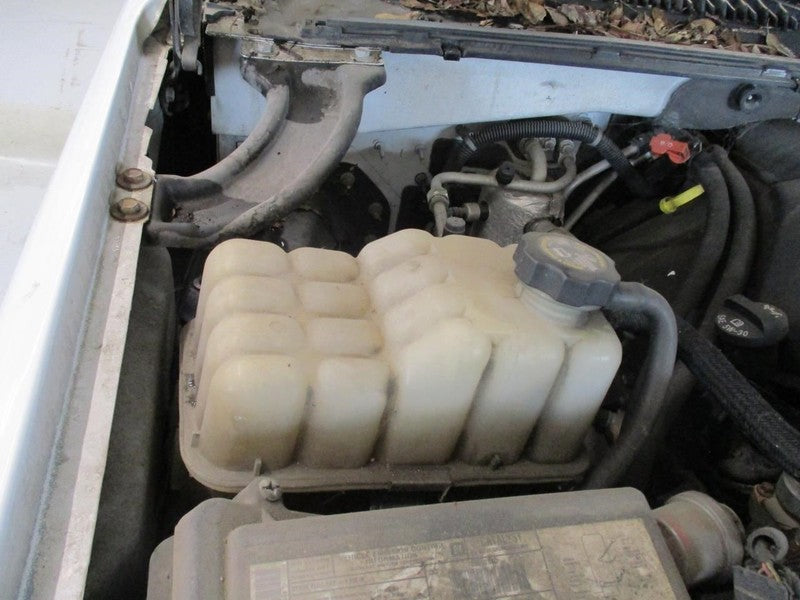DENALI XL 2002 Seat Belt Rear 1681620