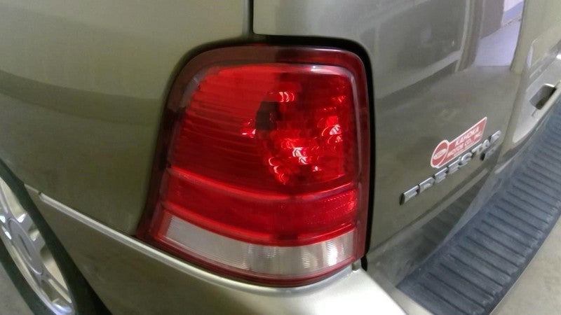 FREESTAR  2005 Glove Box 1910315