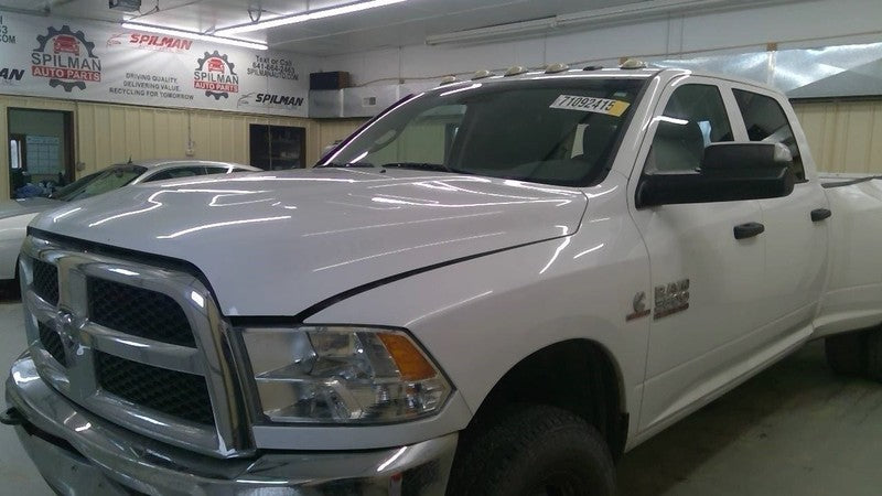 RAM3500   2017 Dash Bezel 1714182