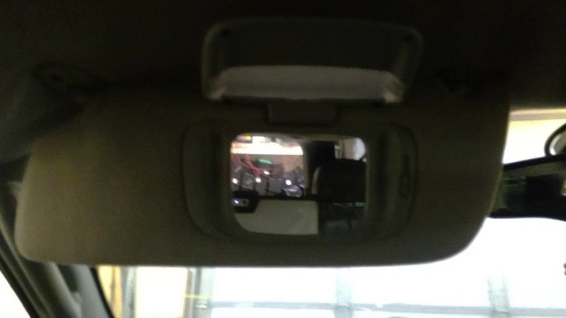 Driver Left Sun Visor With Illumination Fits 02-04 GRAND CHEROKEE 1728