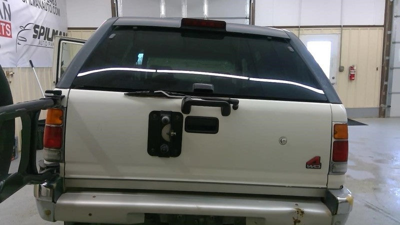 RODEO     1995 Fuse Box Engine 1929508