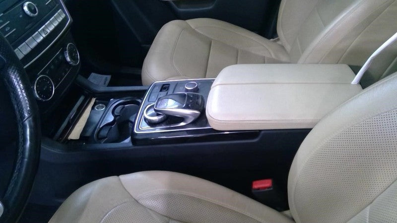 GLS450    2017 Console Front 1971320