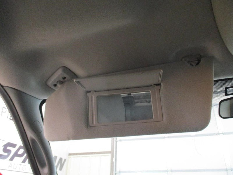 Driver Sun Visor Crew Cab Fits 04-08 FORD F150 PICKUP 1679395