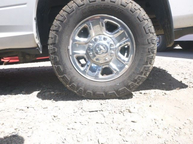 Rear Axle 2WD 3.73 Ratio Non-locking Fits 19-24 DODGE 2500 PICKUP 1572