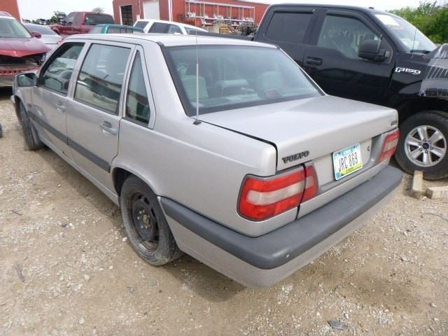 Power Steering Pump Fits 93-97 VOLVO 850 1376779