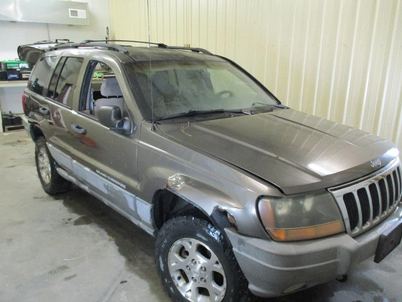 Passenger Headlight Smoke Tint Dark Background Fits 99-02 GRAND CHEROK