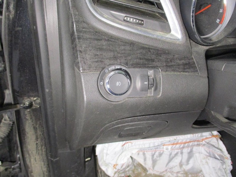 ENCORE    2016 Dash/Interior/Seat Switch 1856995