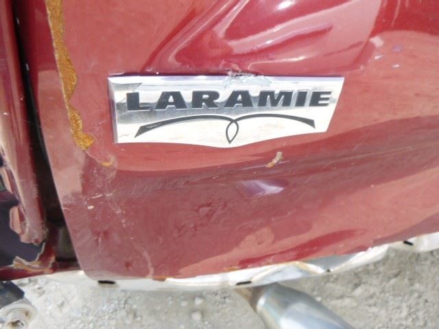 Console Front Floor Bucket Seats Fits 10-12 DODGE 2500 PICKUP 1618751