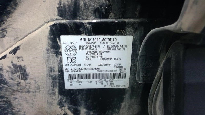 AC Compressor Fits 17-20 LINCOLN CONTINENTAL 1738580