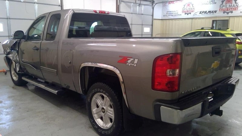 SILVRDO15 2013 Engine Cover 1951020