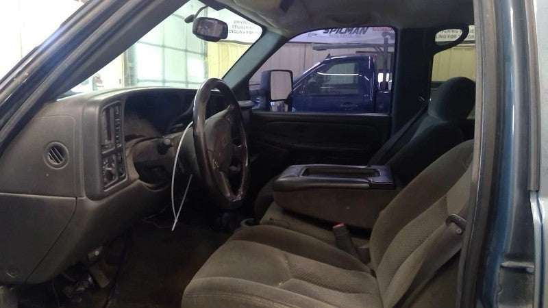Driver Headlight Classic Style Fits 05-07 SILVERADO 1500 PICKUP 190507