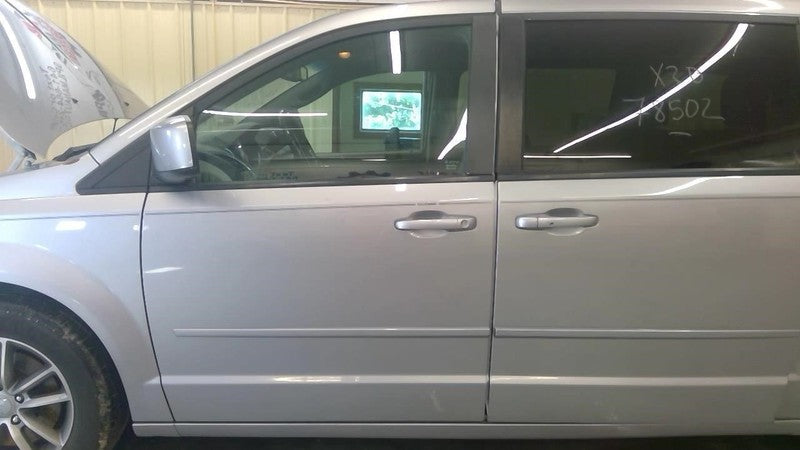 CARAVAN   2015 Door Trim Panel Rear 2021174