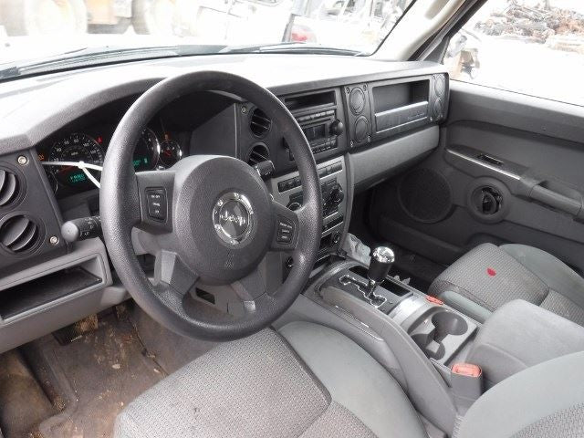 Grille Painted Fits 06 COMMANDER 1006840