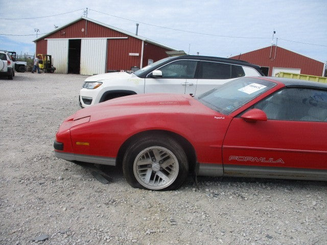 FIREBIRD  1989 Seat Belt Rear 1601100