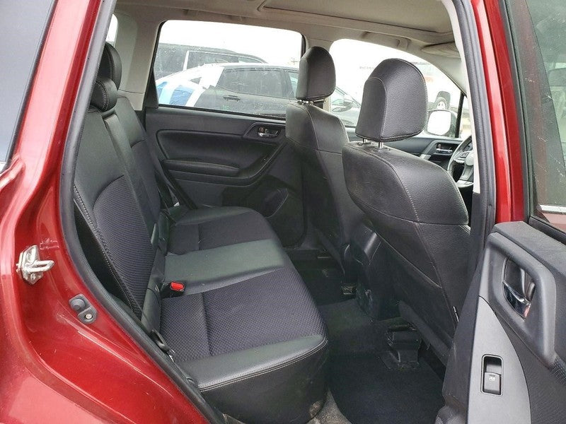 Seat Belt Front Driver Retractor Fits 14-18 FORESTER 1910003