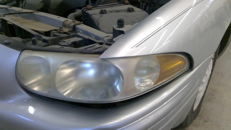 Driver Left Headlight Custom Thru 9/19/04 Fits 00-05 LESABRE 1933233