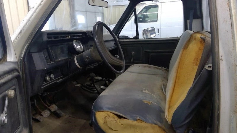 F250      1982 Seat Belt Front 1734768