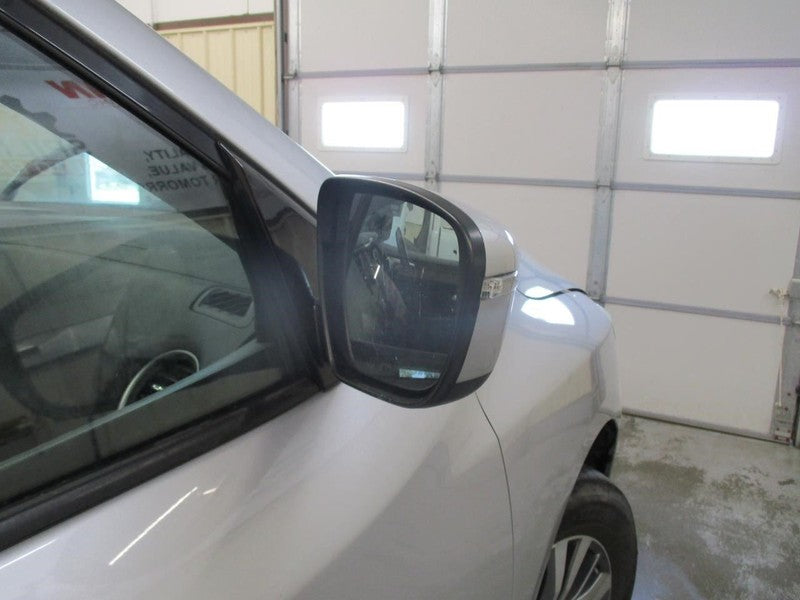 Passenger Side View Mirror Power Non-heated Fits 18-20 PATHFINDER 1953