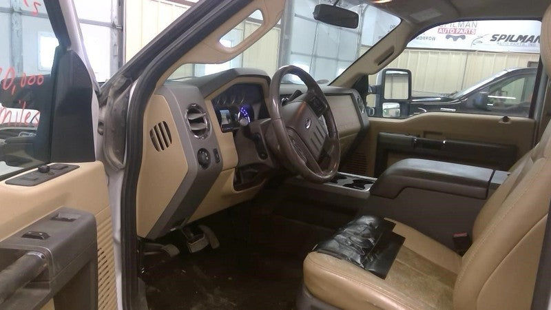 Ford F-250SD 2011 Headrest Used 7524