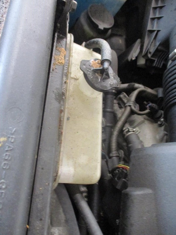 TUNDRA    2015 Owners Manual 1705052