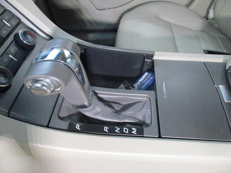 TAURUS    2011 Transmission Shift 2017182