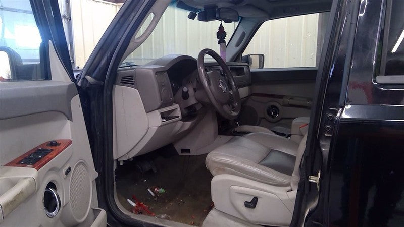 Driver Left Front Door Glass Fits 06-07 COMMANDER 1696571